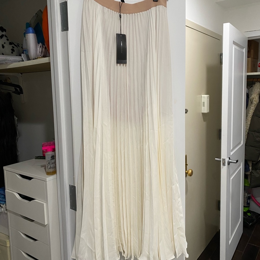 Cream Pleated Maxi Skirt